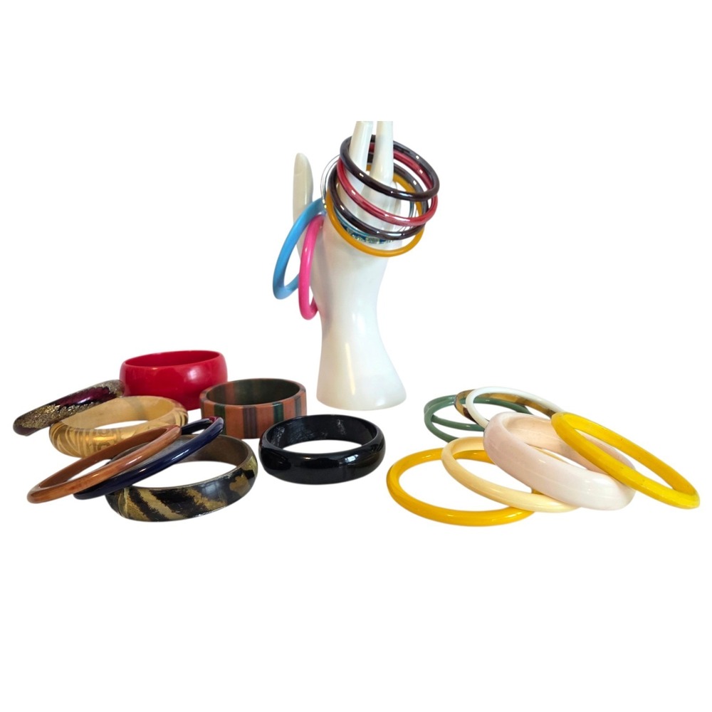 23 Vintage Plastic Bangle Bracelet Lot Multicolor Skinny Wide Acrylic Bracelets